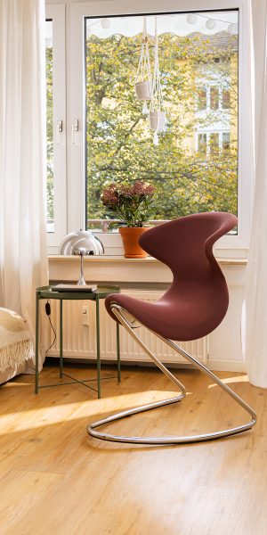 Aeris Oyo Console Chair